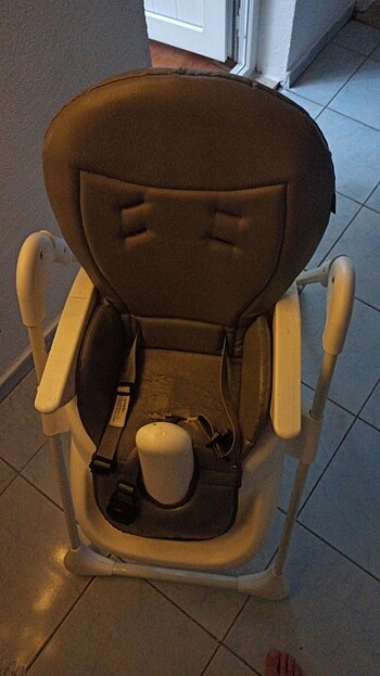 Az kullanılmış tertemiz sapasağlam bebek mama sandalyesi  - Görsel 5