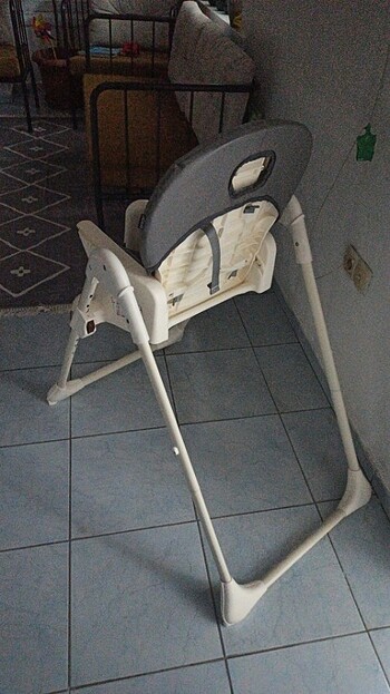 Az kullanılmış tertemiz sapasağlam bebek mama sandalyesi  - Görsel 6