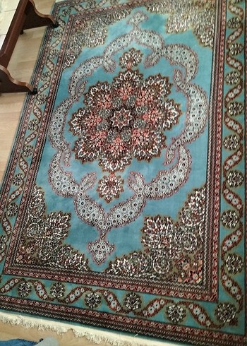 Turkuaz Desenli Klasik Halı