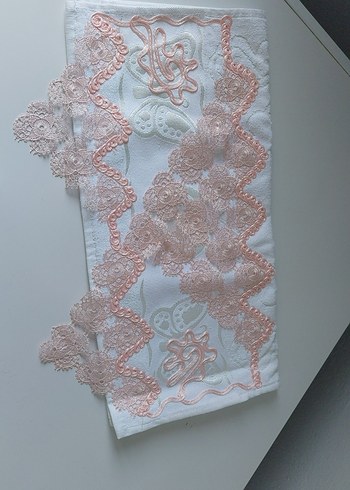 Nakışlı iğne oyalı Pastel renklerde havlular - Görsel 4