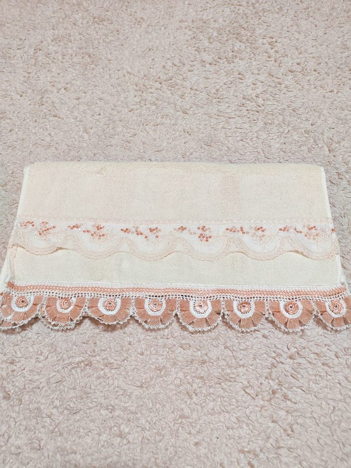 Nakışlı iğne oyalı Havlu - Görsel 4