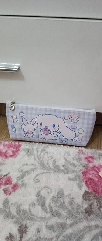 Hello Kitty Cinnomoroll makyaj çantası