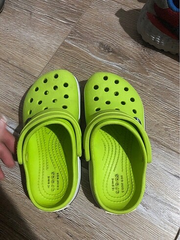 25 Beden yeşil Renk Crocs