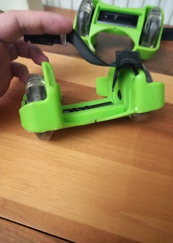 Yeşil Renkli Çocuk Scooter paten ayakkabı - Görsel 4