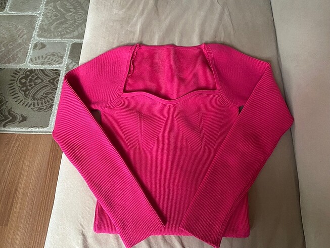 Pembe Bluz