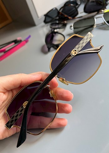Beden siyah Renk Orijinal GUCCİ güneş gözlüğü