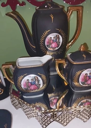American Vintage Mat siyah frogonard desenli el boyama kahve takımı