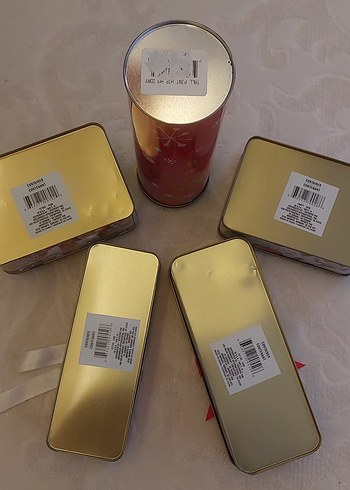 Renkli Yılbaşı Metal Hediye Kutuları Adet fiyatıdır. - Görsel 10