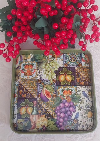 Bohem Çok Renkli 24 cm.ebatında Meyve Desenli Metal tepsi - Görsel 4