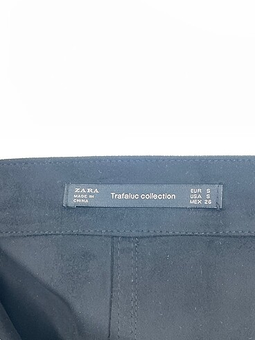 s Beden siyah Renk Zara Mini Etek %70 İndirimli.