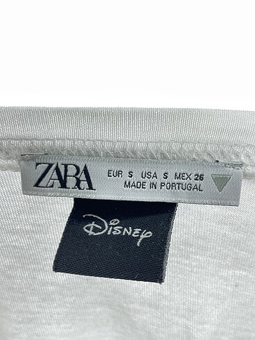 s Beden beyaz Renk Zara T-shirt %70 İndirimli.