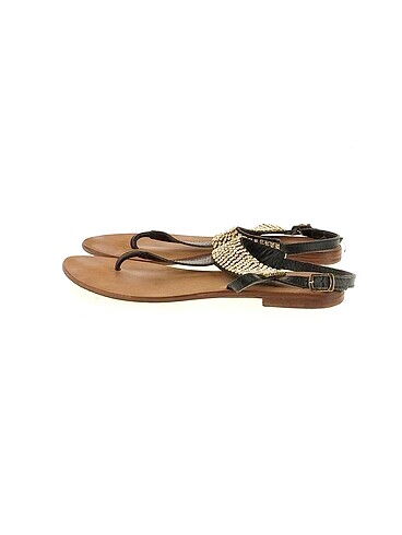 Aldo Sandalet %70 İndirimli.
