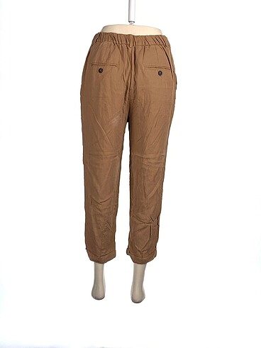 m Beden Zara Kumaş Pantolon %70 İndirimli.