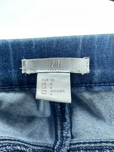 36 Beden çeşitli Renk H&M Jean / Kot %70 İndirimli.