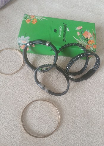 Minimalist Siyah ve Gri Erkek Bileklik Seti