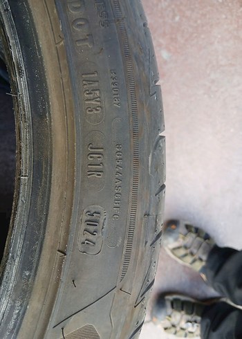 Beden siyah Renk 205 45r 18 Goodyear eagle lastik 3adet