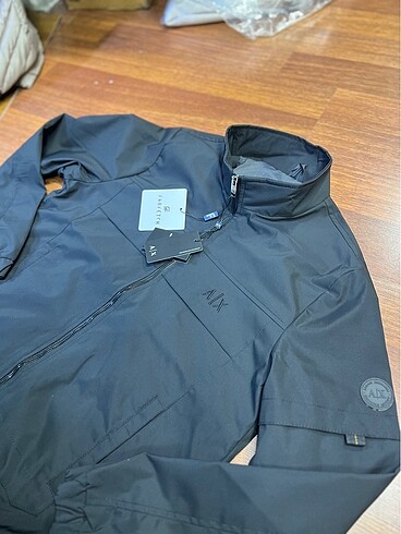 Nike Armani Mevsimlik mont