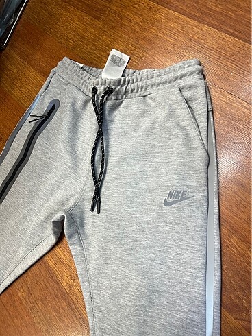 m Beden Nike Tech Eşofman