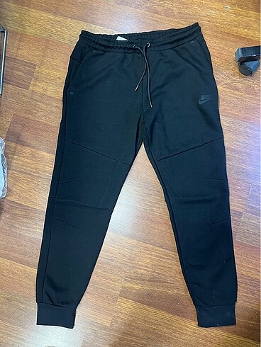 Nike Tech
