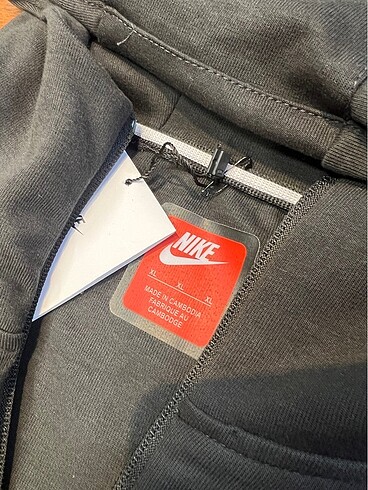 Nike Nike Tech Premium