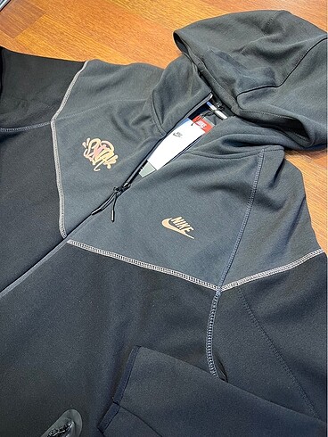 xl Beden Nike Tech Premium