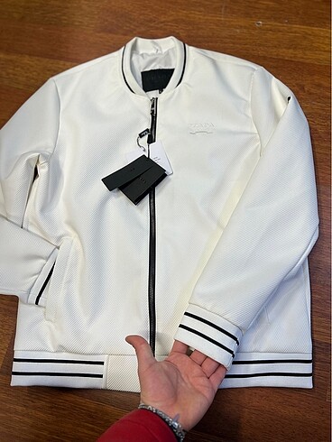 xl Beden Prada Mevsimlik Mont