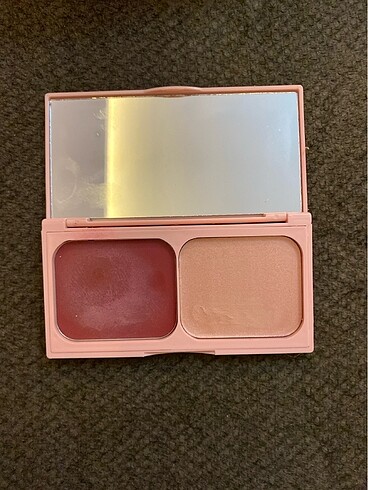 NYX Lykd cran glam