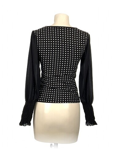s Beden PreLoved Bluz %70 İndirimli.