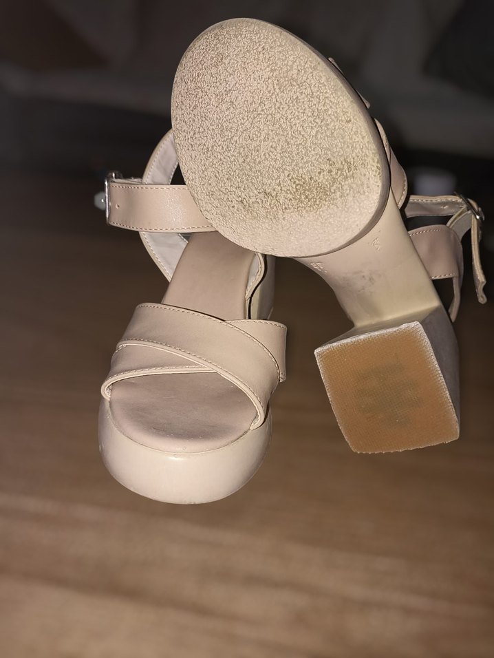 Bej Minimalist Platform Topuklu Kadın Sandalet - Görsel 3