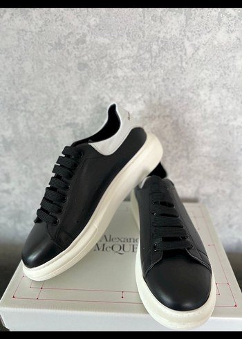 Alexander McQueen Siyah Beyaz Erkek Sneakers