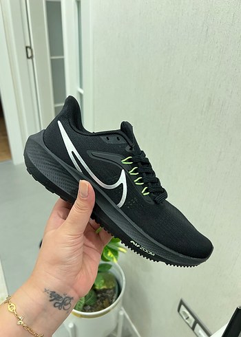 Nike Siyah Erkek Spor Ayakkabı
