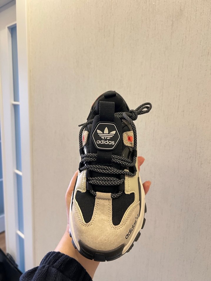 Adidas erkek ayakkabı - Görsel 2