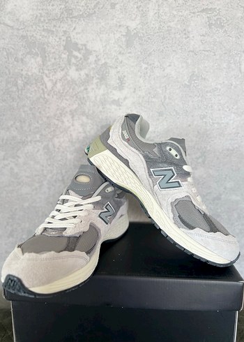 44 Beden New balance ayakkabı