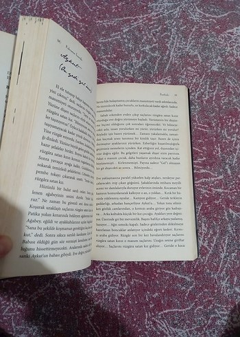 Bambaşka - Kahraman Tazeoğlu Romanı - Görsel 3