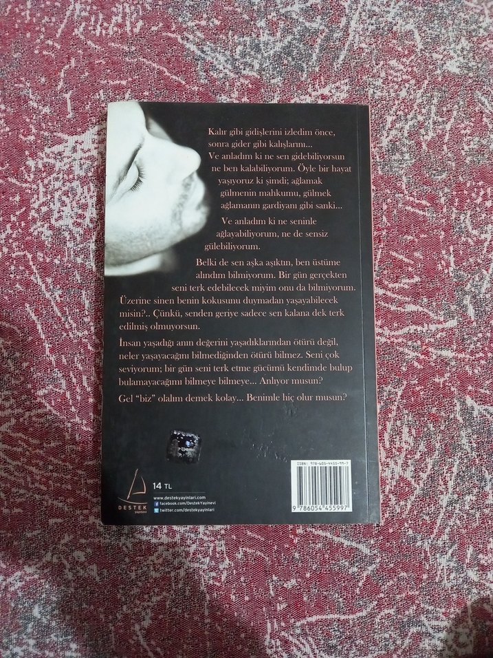 Bambaşka - Kahraman Tazeoğlu Romanı - Görsel 4