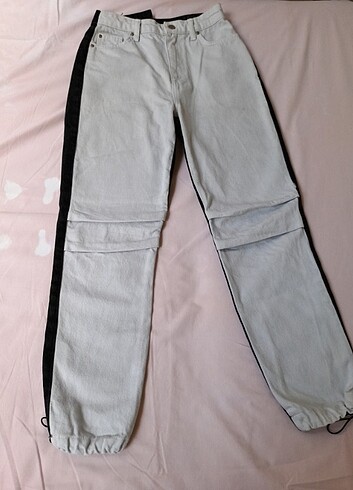  Trendyol Siyah beyaz bloklu mom jeans 