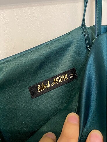 m Beden yeşil Renk Saten elbise