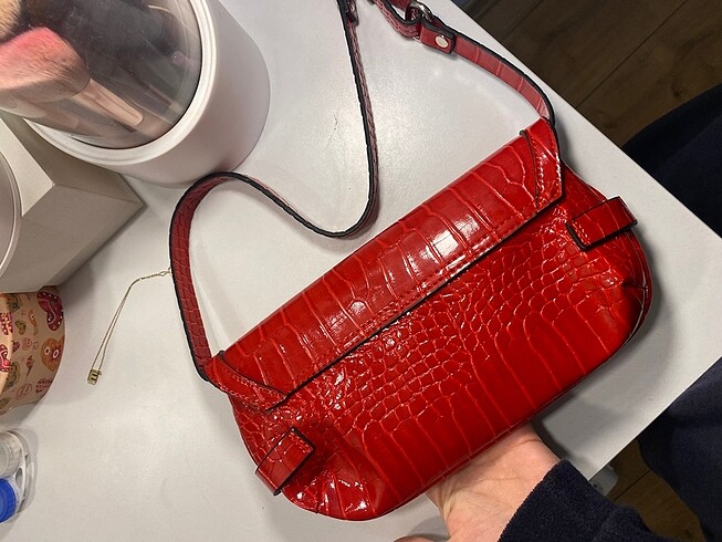  Beden kırmızı Renk Stradivarius Çanta