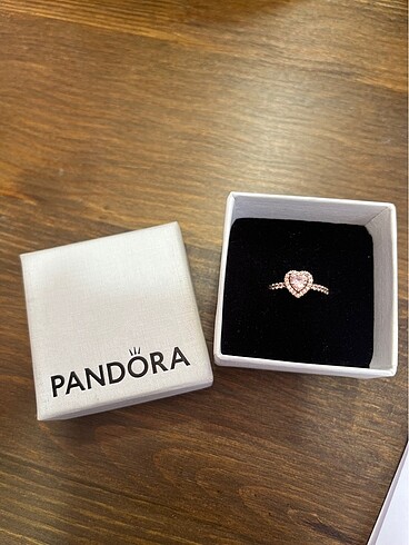 pandora yüzük