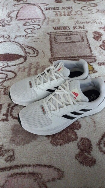 Adidas spor ayakkabı