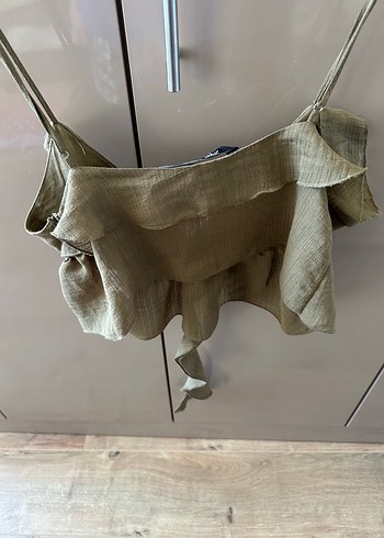 Zara Volanlı dokulu Zara Bluz