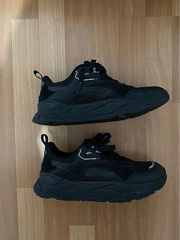 40 Beden siyah Renk PUMA TRİNİTY SİYAH SPOR AYAKKABI