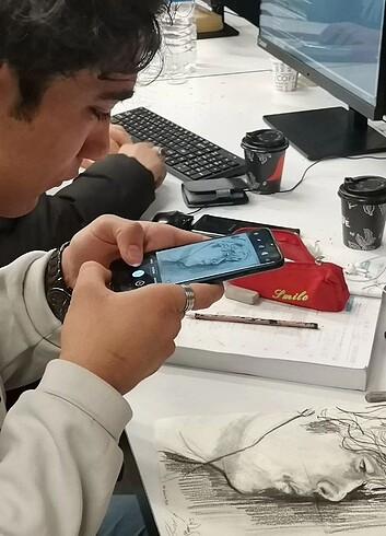 Diğer Karakalem portre