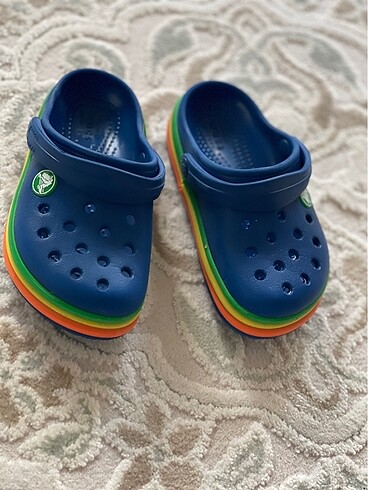 Crocs c9