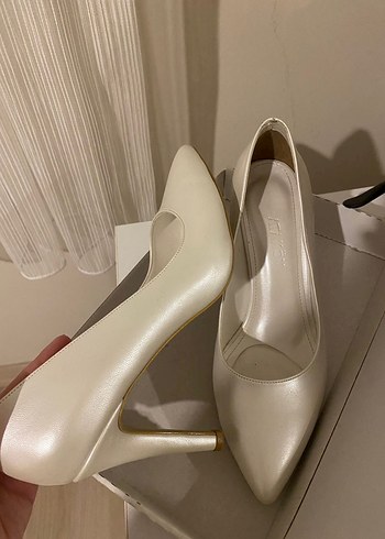 Ataköy Beyaz Stiletto Topuklu Kadın Abiye Ayakkabı