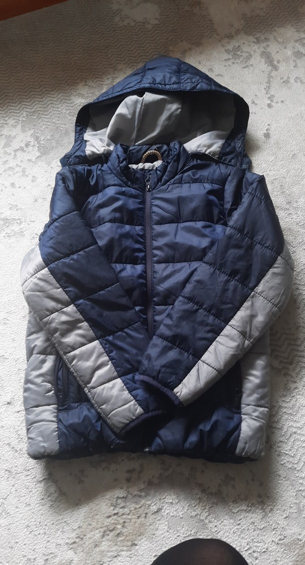 Kapüşonlu Erkek Çocuk Mont - Görsel 2