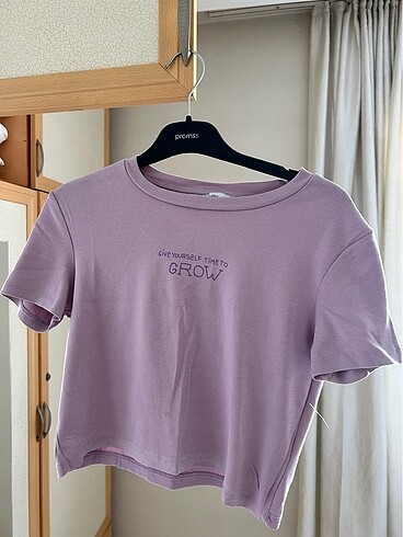 Crop T-shirt