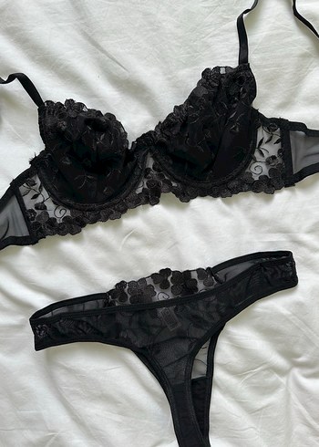 Nakışlı Siyah Gotik Sütyen ve Külot Takımı - Görsel 2