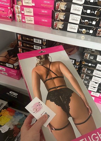 Fantezi set özel bölgesi açık  - Görsel 2