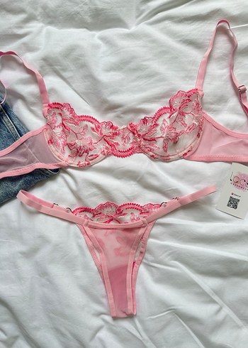 Pembe İşlemeli Mini Sütyen Takımı - Görsel 3